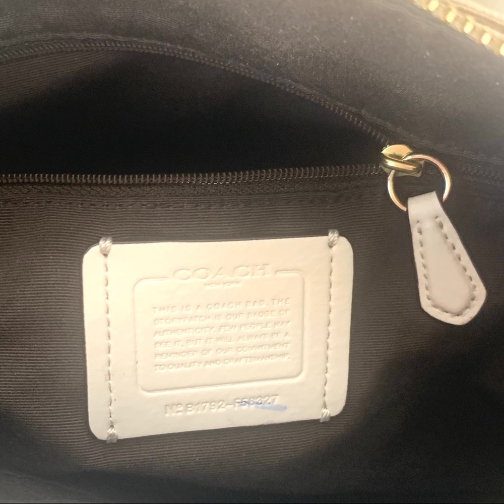 Coach Celeste Hobo Bag Outline Signature F58327 - Picture 9 of 15